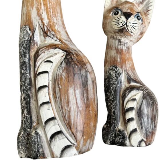 Set Of 2 Hand Carved Wooden & Painted Mama & Baby Siamese Cats 19" & 12"H - Picture 6 of 10